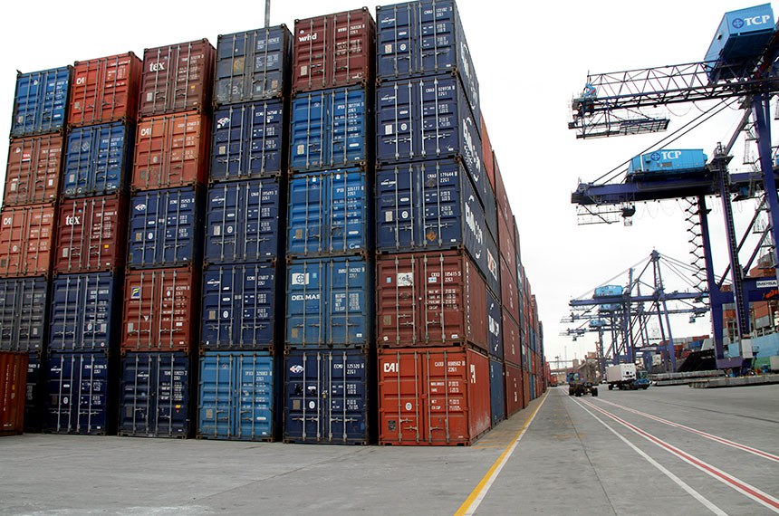 Uma das MPs estende por um ano a suspensão de tributos para exportadoras afetadas pelas tarifas americanas
