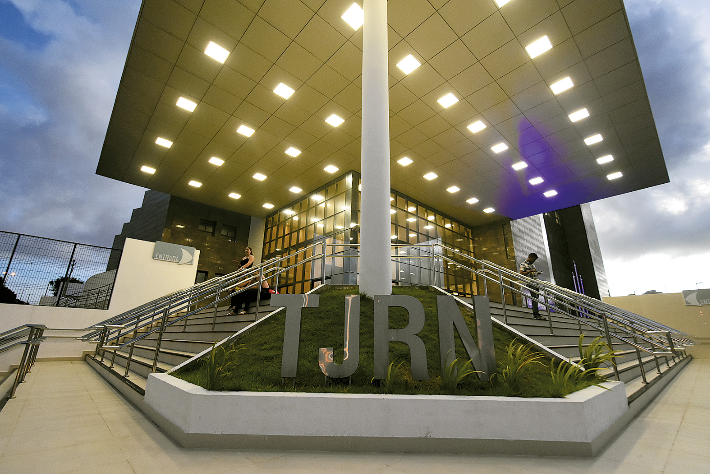 TJRN diz que “os pagamentos citados na decisão referem-se à indenização de férias, devidamente autorizados pelo CNJ”|