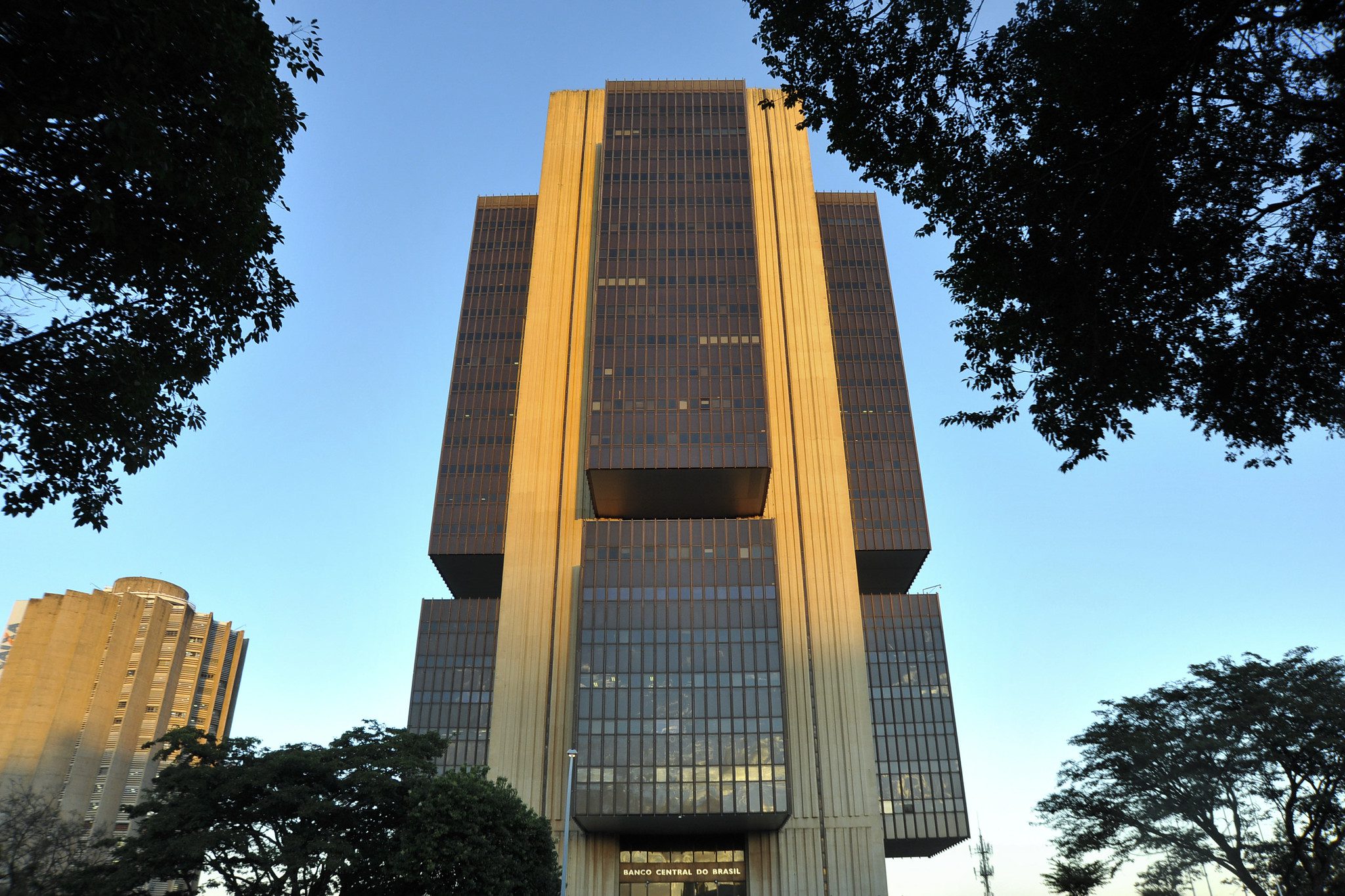 BC revisa norma do Open Finance e adia detalhes sobre parcerias