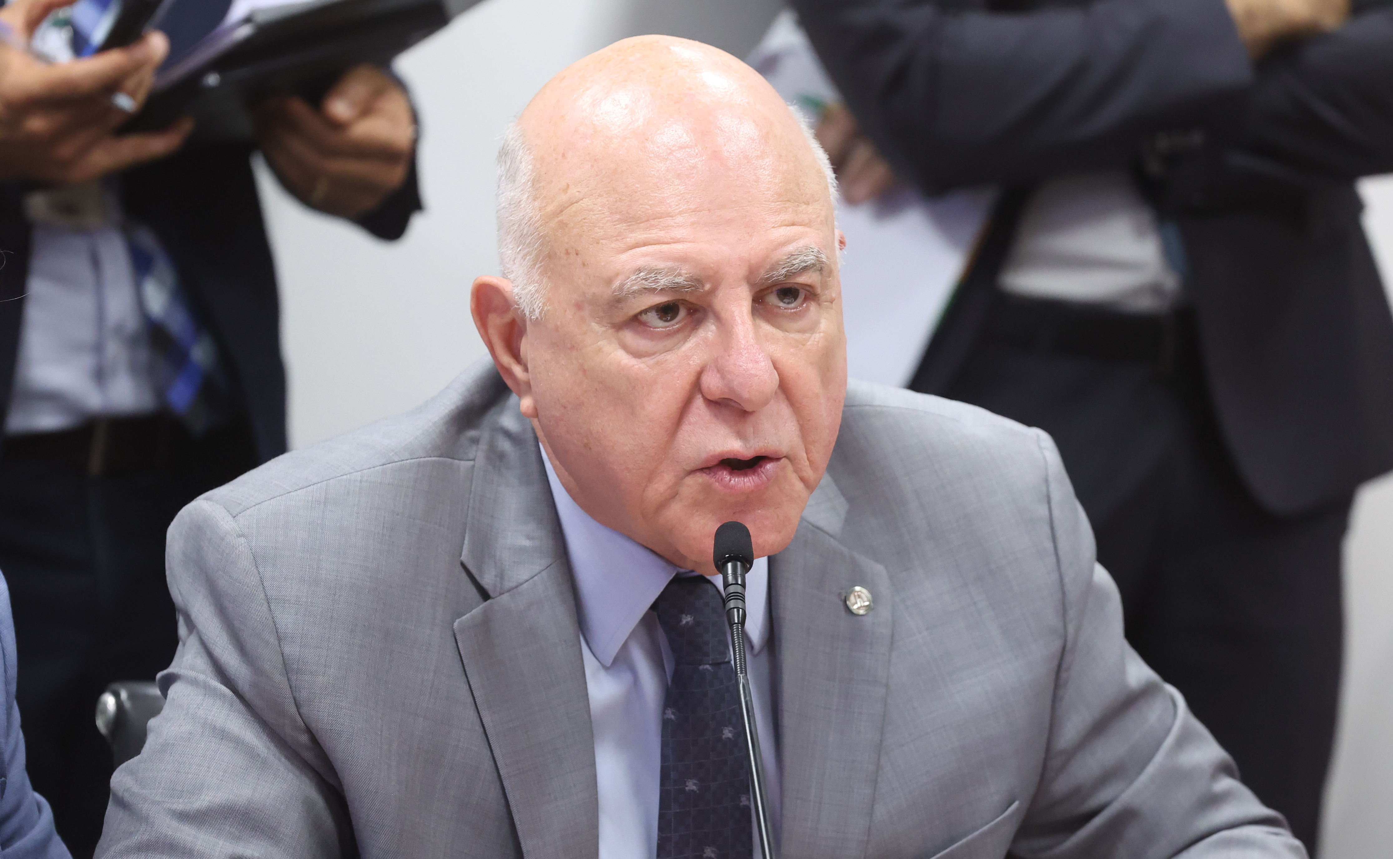 Comissão da Câmara debate implementação da política de minerais críticos