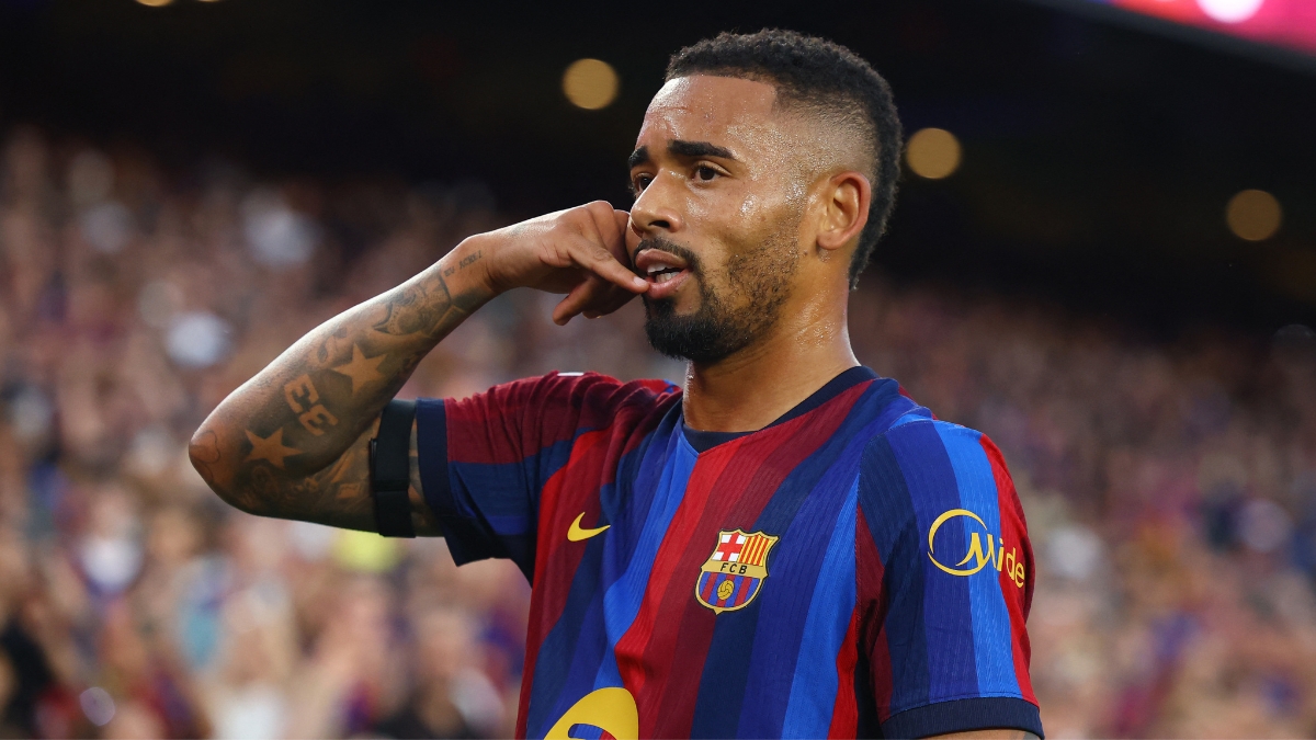 Gabriel Jesus diz que retorno ao Palmeiras esteve perto, mas prioriza o Barcelona